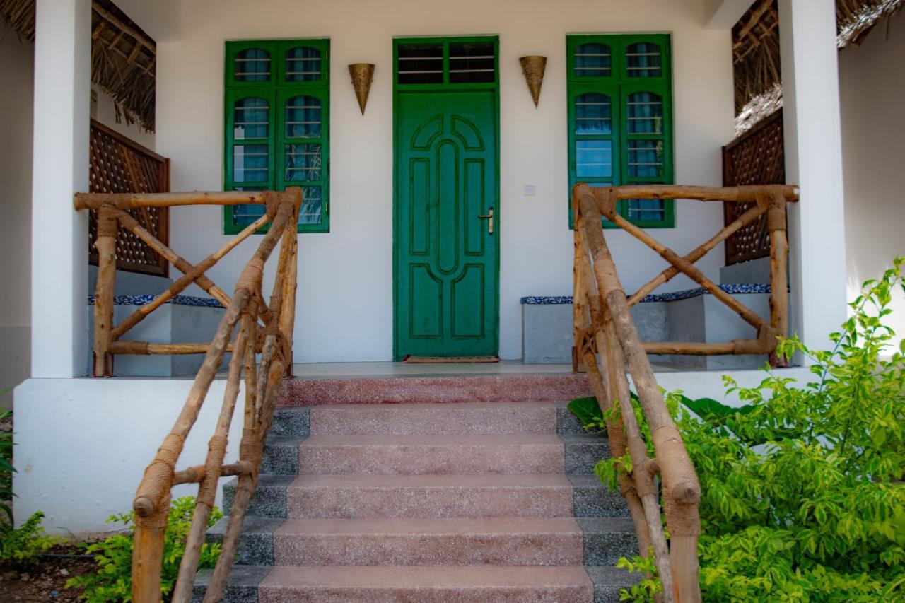Jabali Bungalows Lodge Падже Экстерьер фото